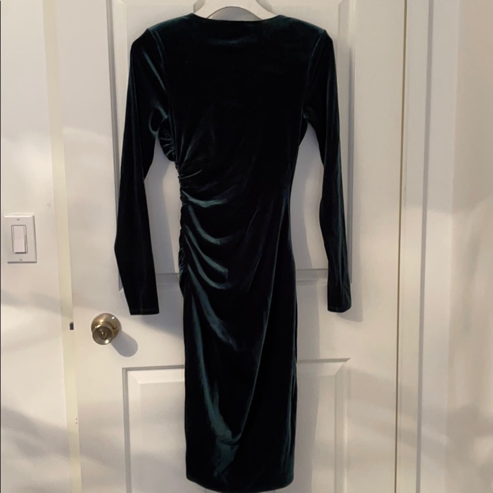 Dress - Picture 4 of 4